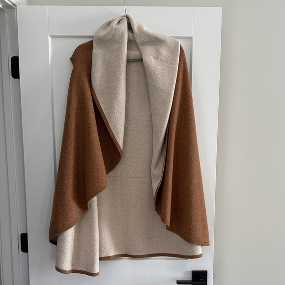 Jackets & Blazers - Reversible Brown and Cream Cape